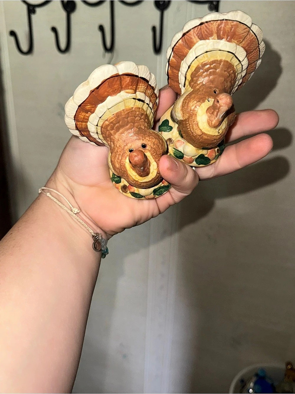 Vintage Pair of Turkey salt and pepper shakers
